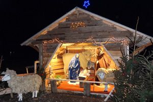 Ce sera l'occasion de visiter la superbe crèche grandeur anture réalisée par la ferme Abbaye de Moulins